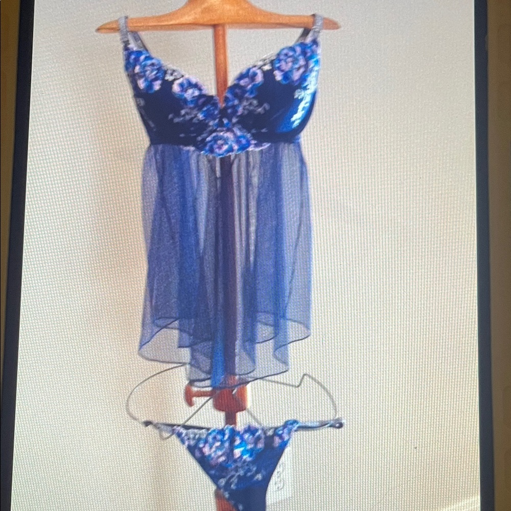 Victoria's Secret Navy Floral Chemise Set